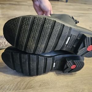 Mid calf hunter rain boots